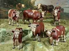 Detail images: Gruppe von sechs Kühen