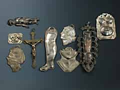 Detail images: Konvolut von acht Votivtafeln und einem Messingkruzifix