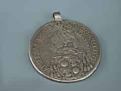 Detail images: Medaille