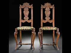 Detail images: Paar Stühle des 18. Jahrhunderts mit Adelswappen