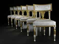 Detail images: Satz von sechs klassizistischen Stühlen in Weiß und Gold