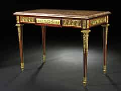 Detail images: Elegant dekorierter Tisch mit Marmorplatte und vergoldeten Bronzen, Françoise Linke zugeschrieben
