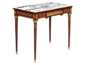 Detailabbildung:   Kleiner Napoleon III-Tisch
