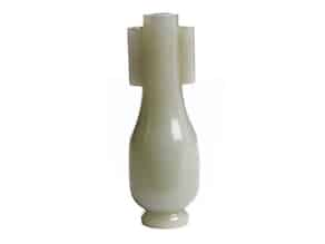 Detail images:  Kleine Arrow Vase aus Jade
