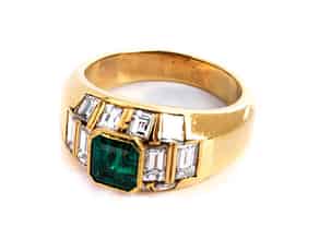 Detailabbildung:   Smaragd-Diamantring