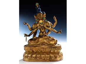 Detailabbildung:   Feuervergoldete Figur der Ushnisha-Vijaya