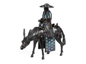Detailabbildung:  Chinesische Bronzefigur eines auf einem Esel reitenden Gelehrten