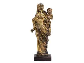 Detail images:   Vergoldete Bronzestatuette einer Maria mit dem Kind
