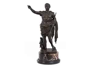 Detail images:  Kleines Tischdenkmal des Augustus