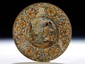 Detail images:   Tiefer Majolika-Teller von Carlo Antonio Grue, 1655 - 1723, und Werkstatt