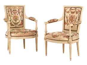 Detail images:  Paar Louis XVI-Armlehnstühle, signiert „M. Jullien“