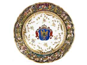 Detail images:   Großer Capodimonte Wappenteller