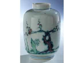 Detailabbildung:  Feine und sehr seltene Doucai-Vase