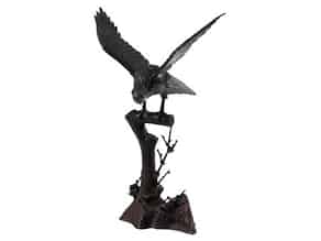 Detail images:  Monumentaler Bronzeadler