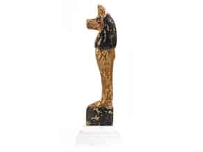 Detailabbildung:  Ägyptische Holzfigur der Göttin Sachmet