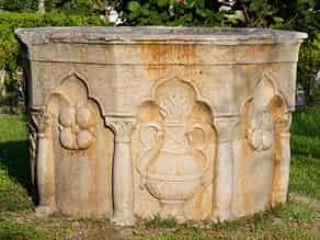 Detail images:  Venezianischer Brunnen