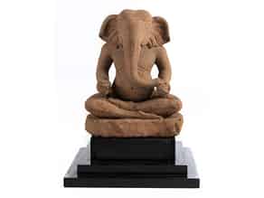 Detailabbildung:  Steinfigur des Ganesha