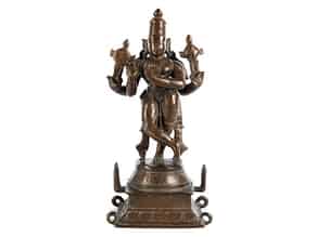Detailabbildung:  Indische Bronzefigur des Gottes Krishna