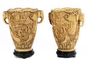 Detailabbildung:  Paar Vasen mit Elefantenhandhaben