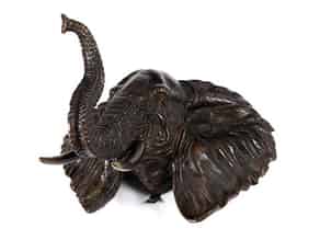 Detail images:  Bronzeskulptur eines Elefantenkopfes