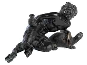 Detail images:  Bronzefigur eines liegenden Pan
