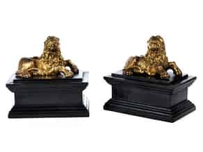 Detail images:  Zwei vergoldete Bronzelöwen
