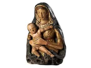 Detailabbildung:  Florentinische Terrakottafigur Maria mit dem Kind 