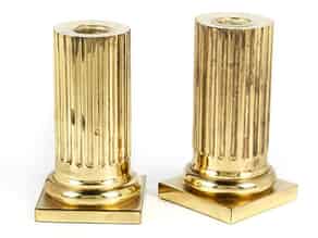 Detail images:  Paar kannelierte Säulenstümpfe als Kerzenhalter