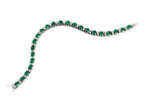 Detail images:  Smaragd-Brillantarmband