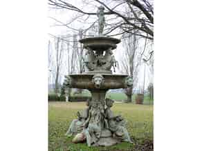 Detail images:  Elegante Brunnenanlage in Bronze