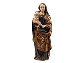 Detail images:  Große Schnitzfigur einer Madonna mit dem Kind