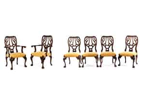 Detail images:  Satz von vier Stühlen und zwei Armlehnstühlen im George III-Stil