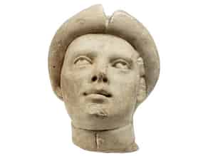 Detail images:  Marmorkopf eines Jünglings mit Krempenkappe