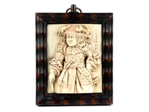 Detail images:  Elfenbeinrelief mit Darstellung und Beischrift Ludwig XIV 