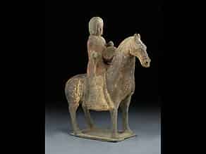 Detailabbildung:  Pferd und Reiter der Wei-Dynastie