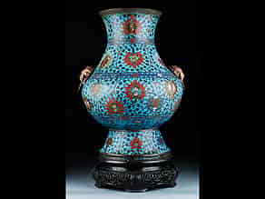 Detailabbildung:  Bedeutende Cloisonné-Vase der Ming-Dynastie