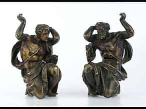 Detailabbildung:  Figurenpaar in Bronze