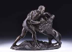 Detailabbildung:  Bronzefigurengruppe: Herkules kämpft mit dem Löwen