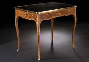 Detailabbildung:  Kleiner Pariser Louis XV-Schreibtisch