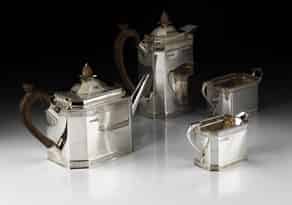 Detailabbildung:  Silbernes Kaffee- und Tee-Service