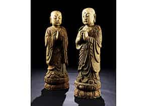Detailabbildung:  Zwei große Buddha-Statuen