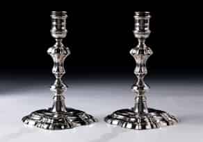 Detailabbildung:  Paar Kerzenständer in Silber