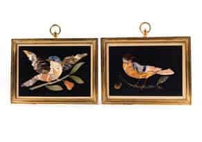 Detail images:  Paar Pietra Dura-Marmortafeln mit Darstellung von Vögeln auf Fruchtzweigen