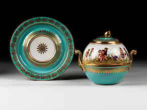 Detail images:  Porzellan-Bowlengefäß mit Deckel und Unterschale