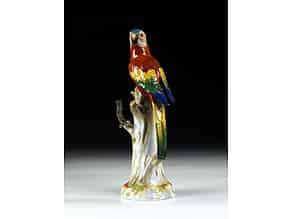Detail images:  Meissener Porzellanfigur eines Papagei