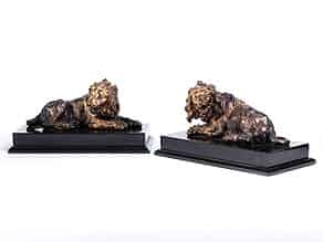 Detailabbildung:  Paar Löwenfiguren in Bronze