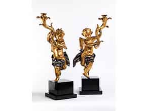 Detail images:  Paar Leuchterengel in feuervergoldeter Bronze in der römischen Stilnachfolge Berninis