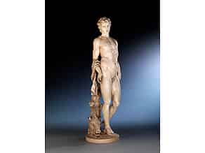 Detailabbildung:  Elfenbeinfigur des nackten griechischen Helden Meleagros