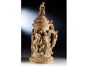 Detailabbildung:  Großer Prunkdeckelhumpen in Elfenbein mit Deckelfigur und mythologischer Szene um die Göttin Diana