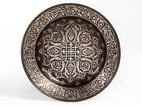 Detailabbildung:  Islamischer Bronzeteller